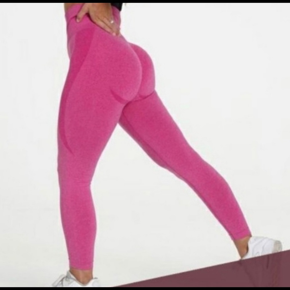 NVGTN contour leggings Size Small